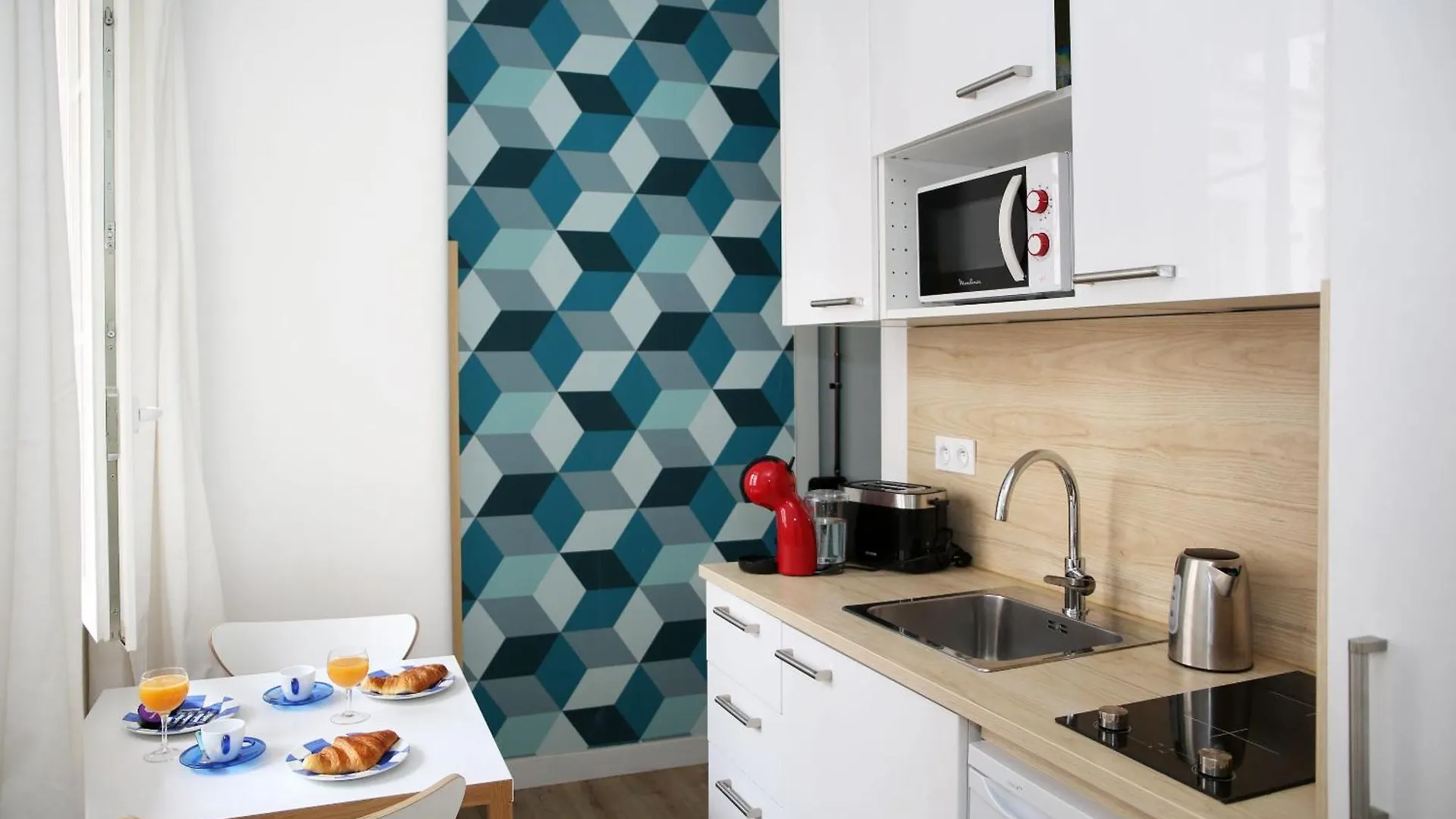 Studio Atypique Refait A Neuf - Paris 10 - 2P Apartment France